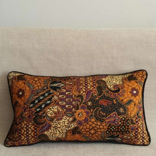 Batik Leaves - small - rectangualr - cushion