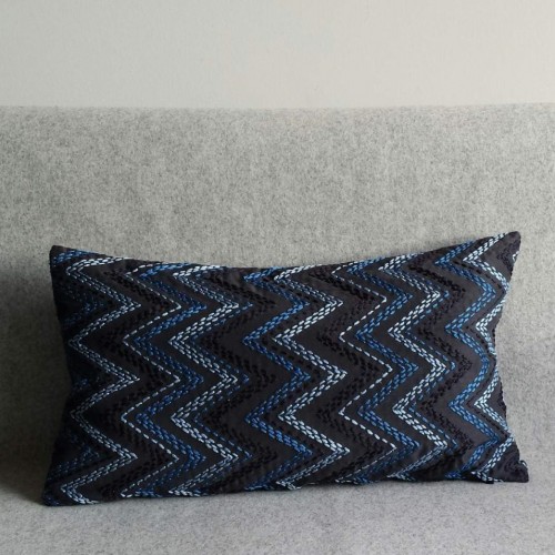 Chevron cushion - rectangular - blue