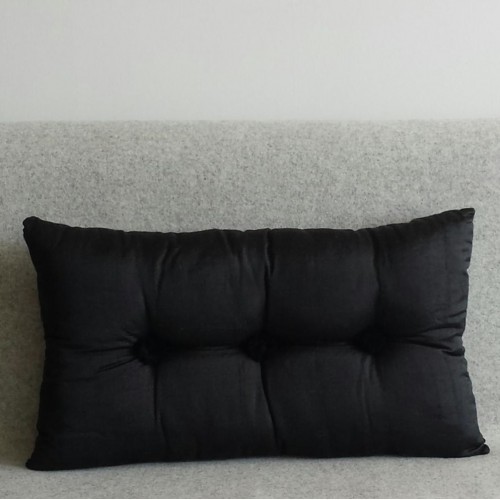 Tufted Cushion - rectangular - Black