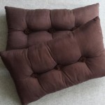 Tufted Cushion - rectangular - Chocolate